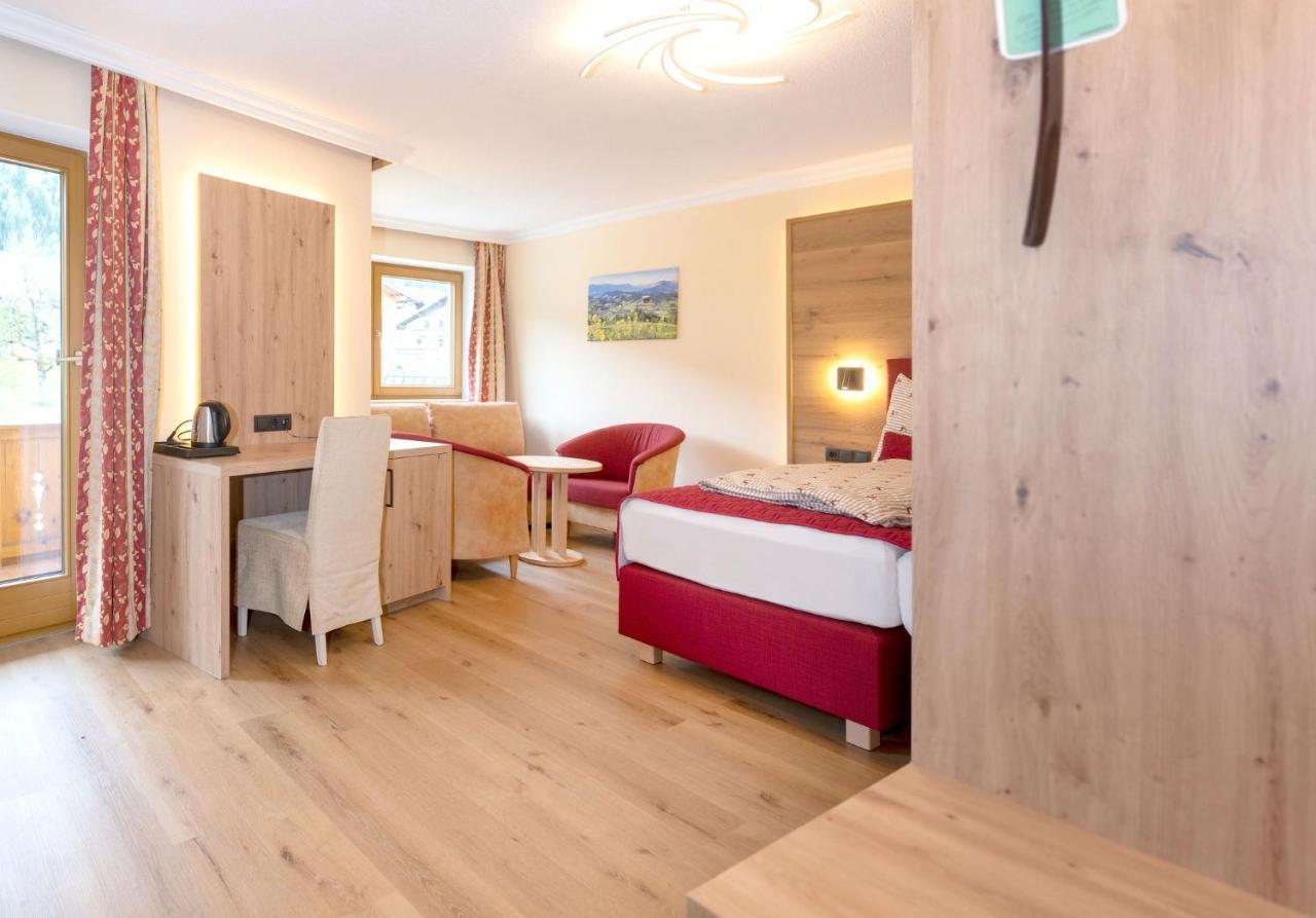 Hotel Schneeberger Нийдерау Екстериор снимка