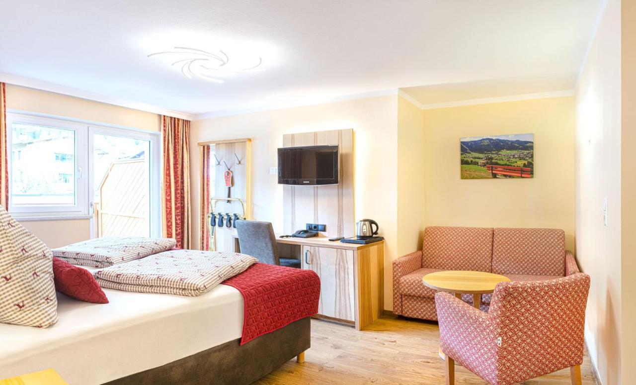 Hotel Schneeberger Нийдерау Екстериор снимка